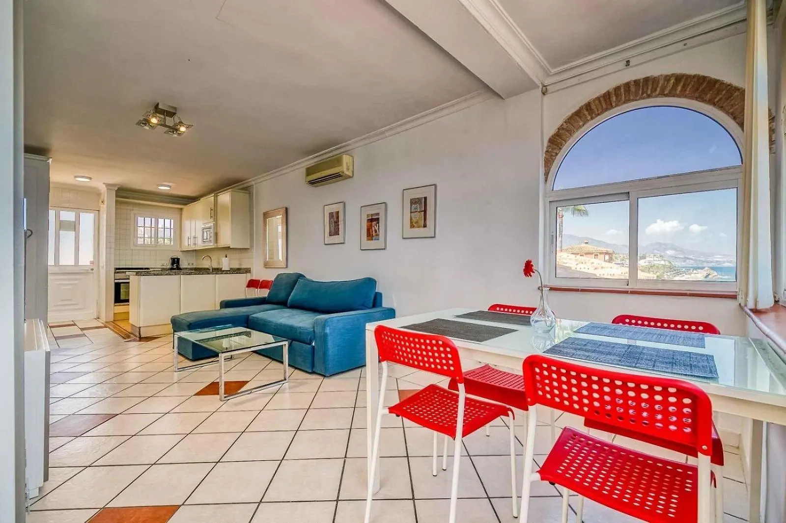 Willa Charming Townhouse In El Faro, Spain, Stunning Sea View & Community Pool Fuengirola 0*,  Hiszpania